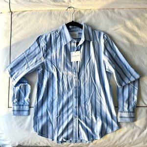 The Shirt “boyfriend” shirt size XS NWT